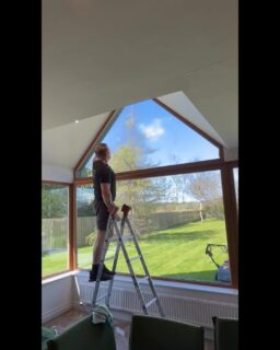 First impressions are everything! 🛏️✨ In the world of holiday lets, a guest’s 5-star review starts the moment they open the door. Our team ensures every bed is crisp and every corner is spotless. Let Galaxy Proclean handle the changeover so you can focus on the bookings!
#GalaxyProclean #SouthportBusiness #HolidayLetCleaning #AirbnbHost