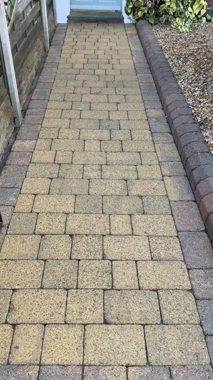 New week, new sparkle. Let’s get your property booked in for a fresh start. Contact us today for availability! 

#FreshStart #NewWeek #GalaxyProclean #PressureWashing #PropertyCare
