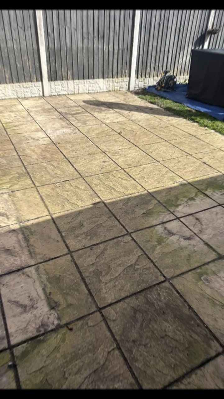 Summer slots are filling up rapidly! Don’t miss out on getting your outdoor entertaining spaces spotless. Book today. 

#SummerRush #PatioCleaning #BookNow