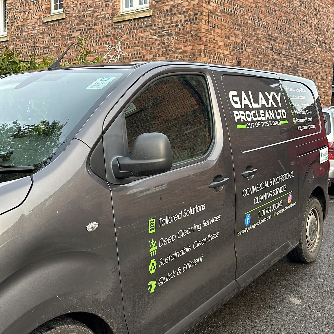That's a wrap on another busy week of transformations! 

Our calendar for commercial cleans is filling up fast, don't wait until the last minute.

📱Message us today with a photo of your space for a fast, free estimate! 

#SupportLocal #ExteriorCleaning #CleanExterior  #ProfessionalCleaners #TrustedBusiness #CommercialCleaning
